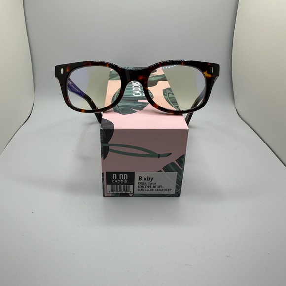 Elegant Tortoise Shell Women's Glasses - Picture 6 of 11